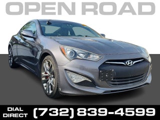 2014 Hyundai Genesis 2dr V6 3.8L Auto Ultimate