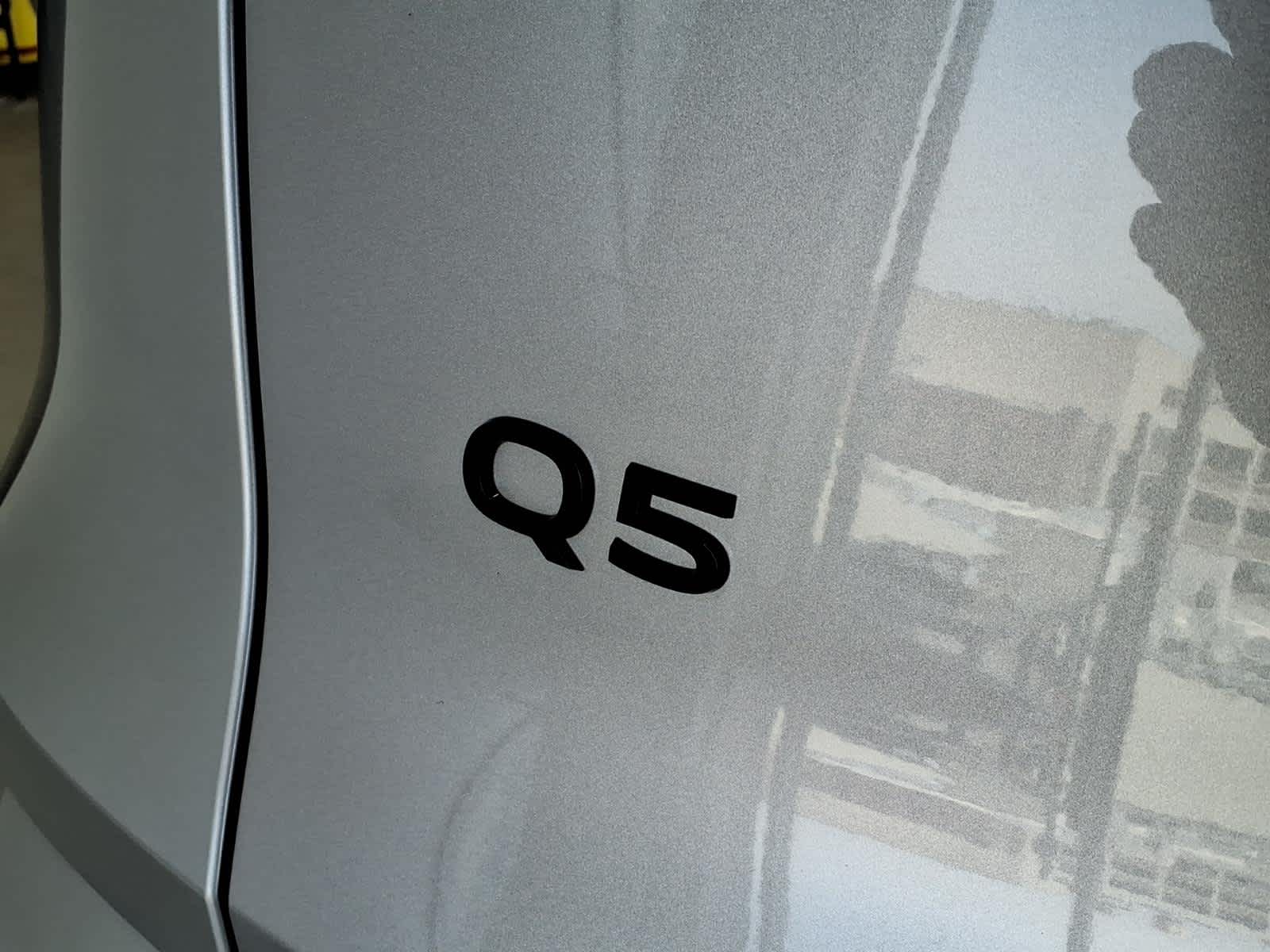 2025 Audi Q5 Premium 2.0 TFSI quattro