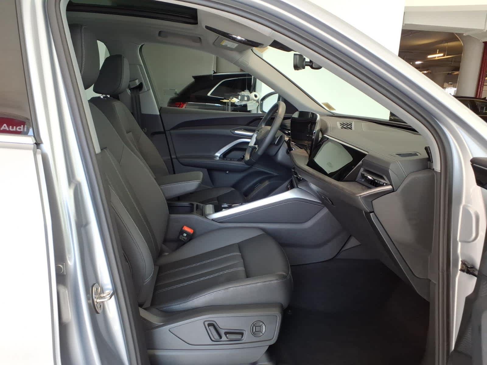 2025 Audi Q5 Premium 2.0 TFSI quattro