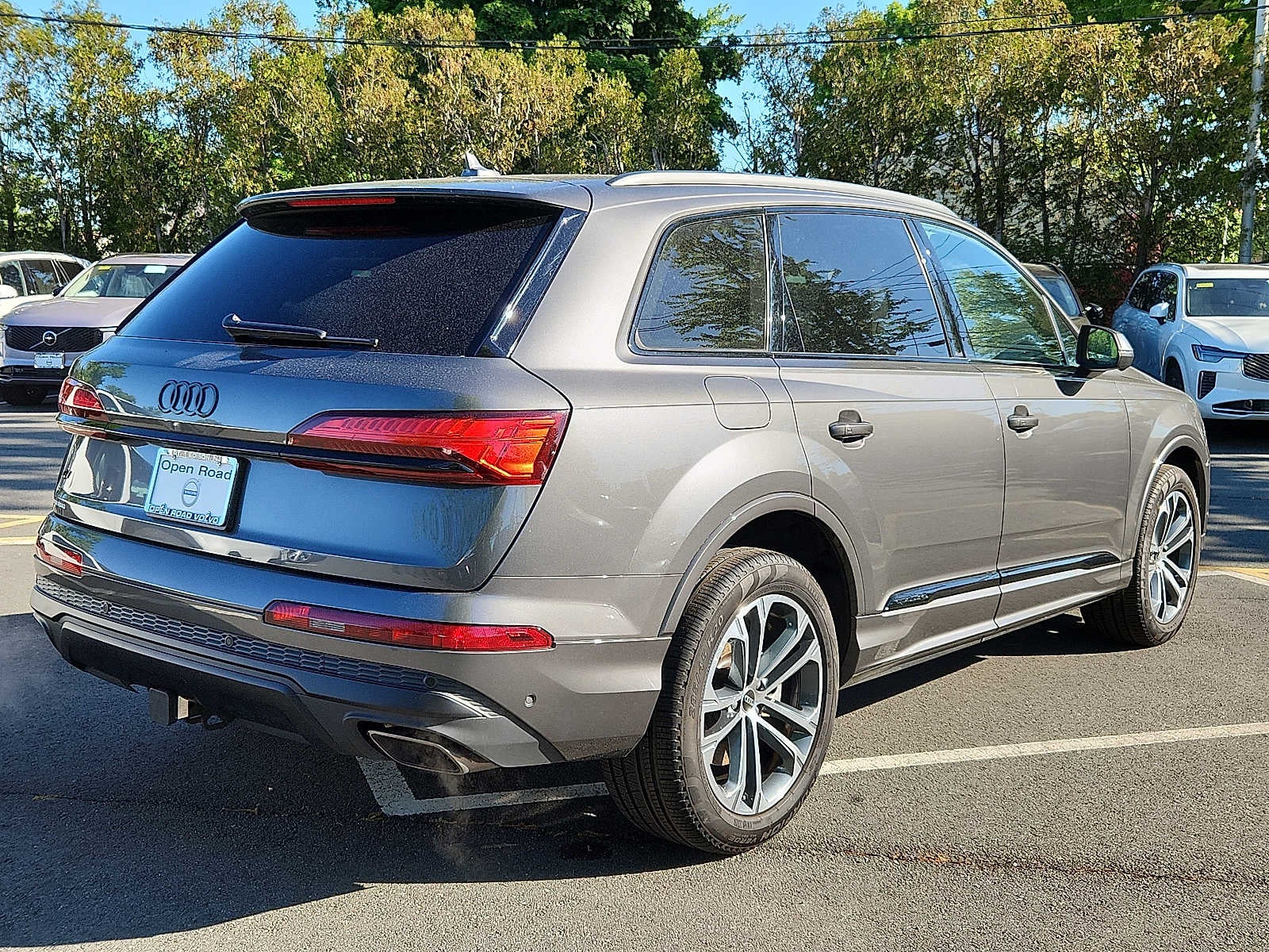 2025 Audi Q7 Premium Plus