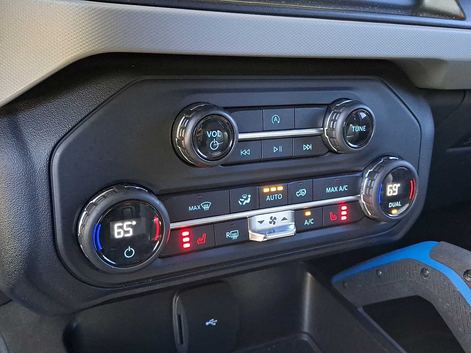 2021 Ford Bronco Base