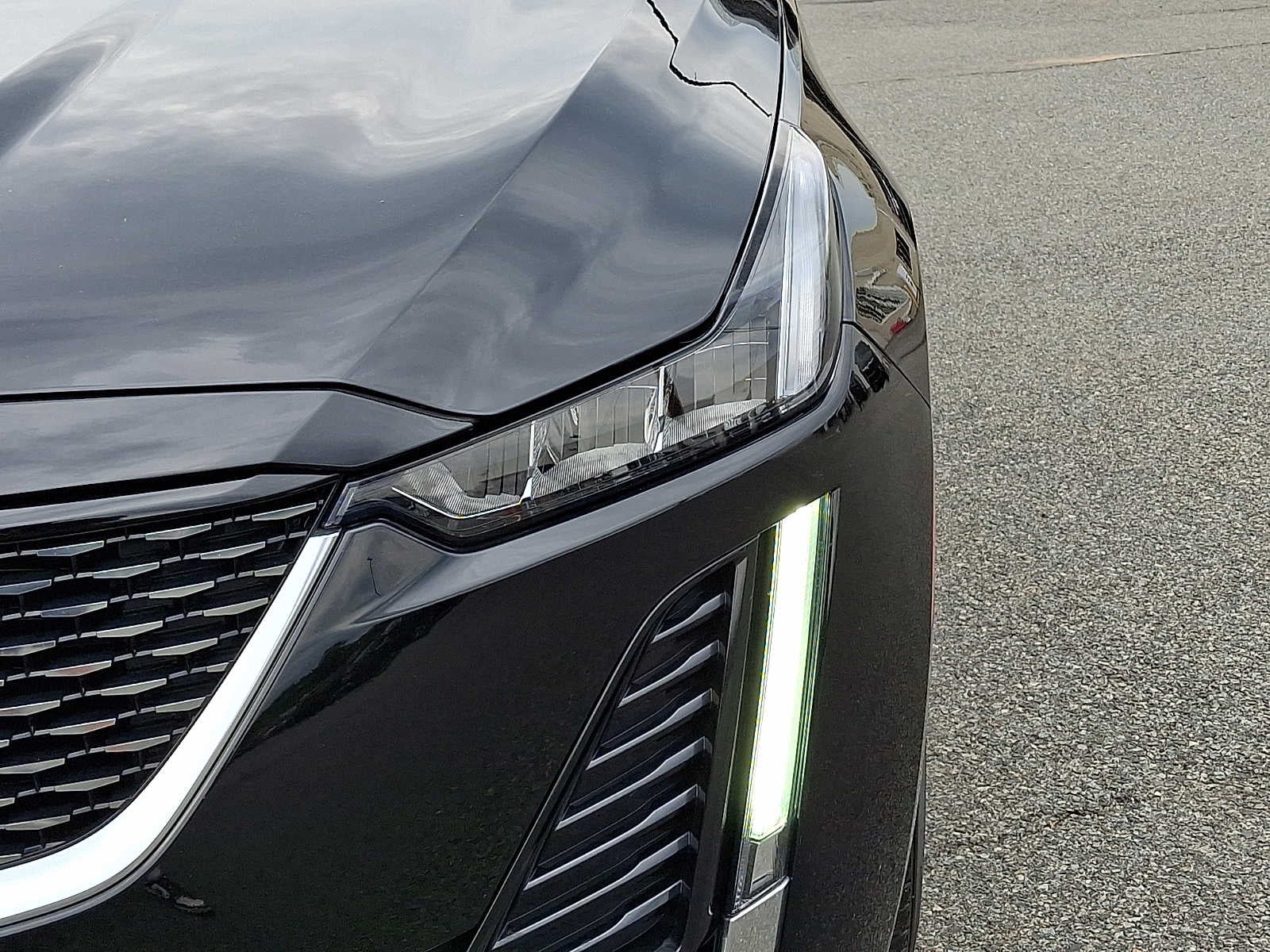 2023 Cadillac CT5 Luxury