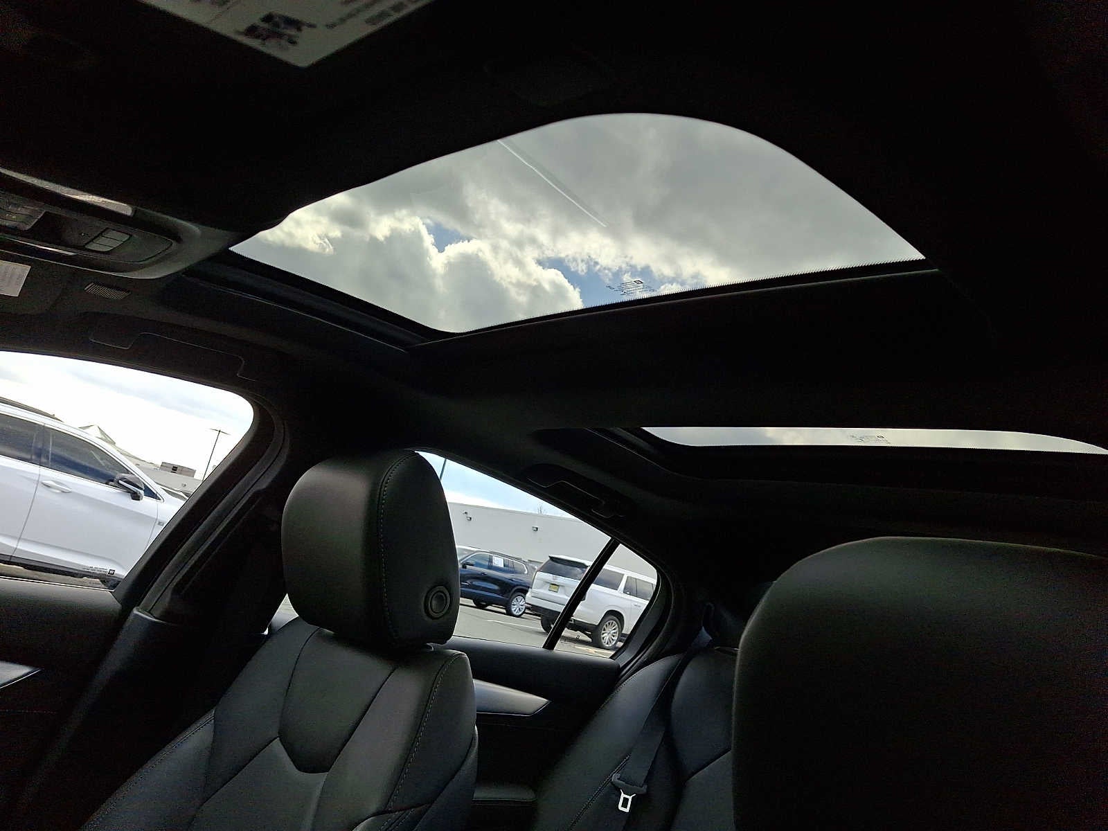 2023 Cadillac CT5 Luxury