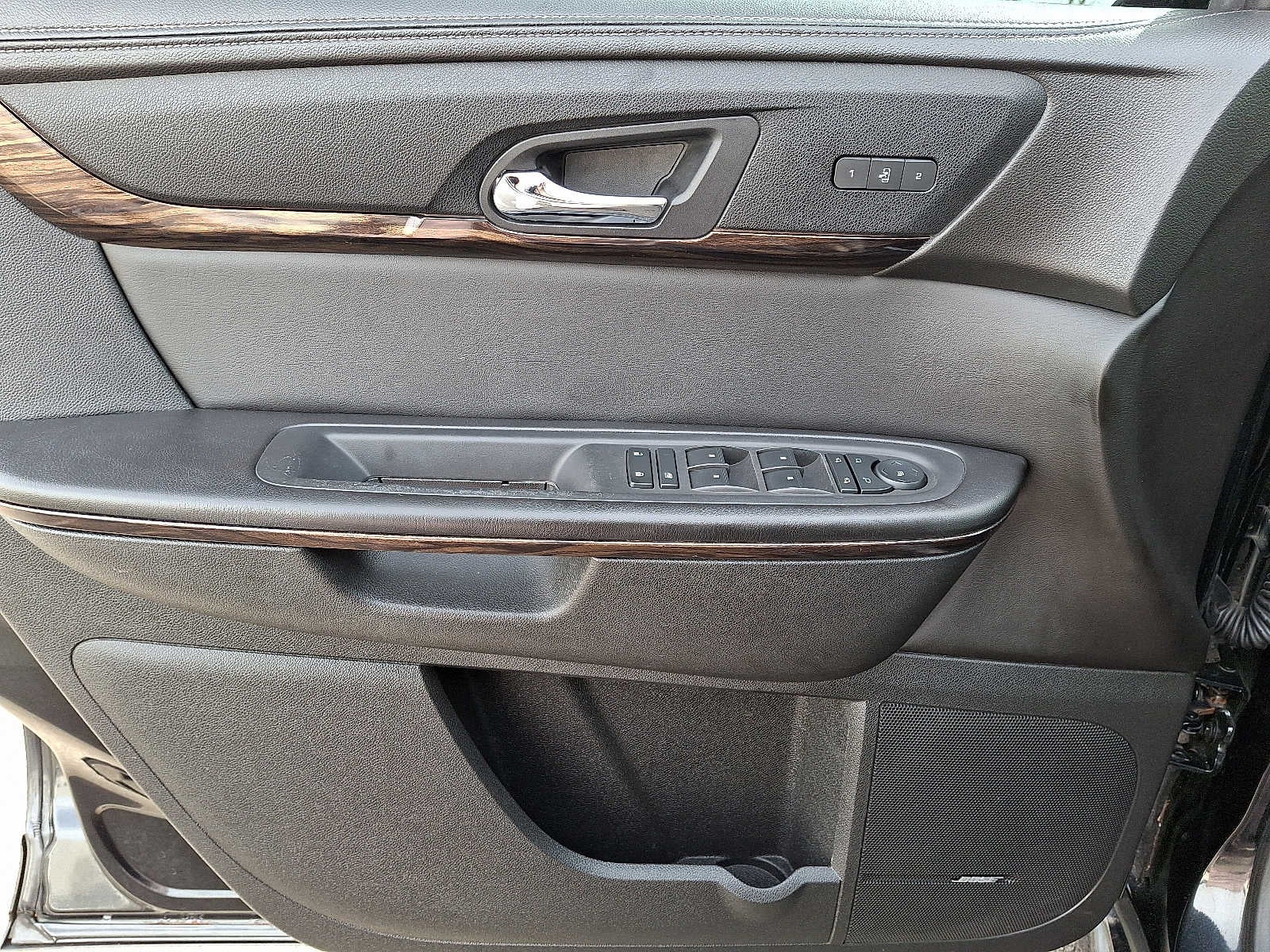 2015 GMC Acadia Denali