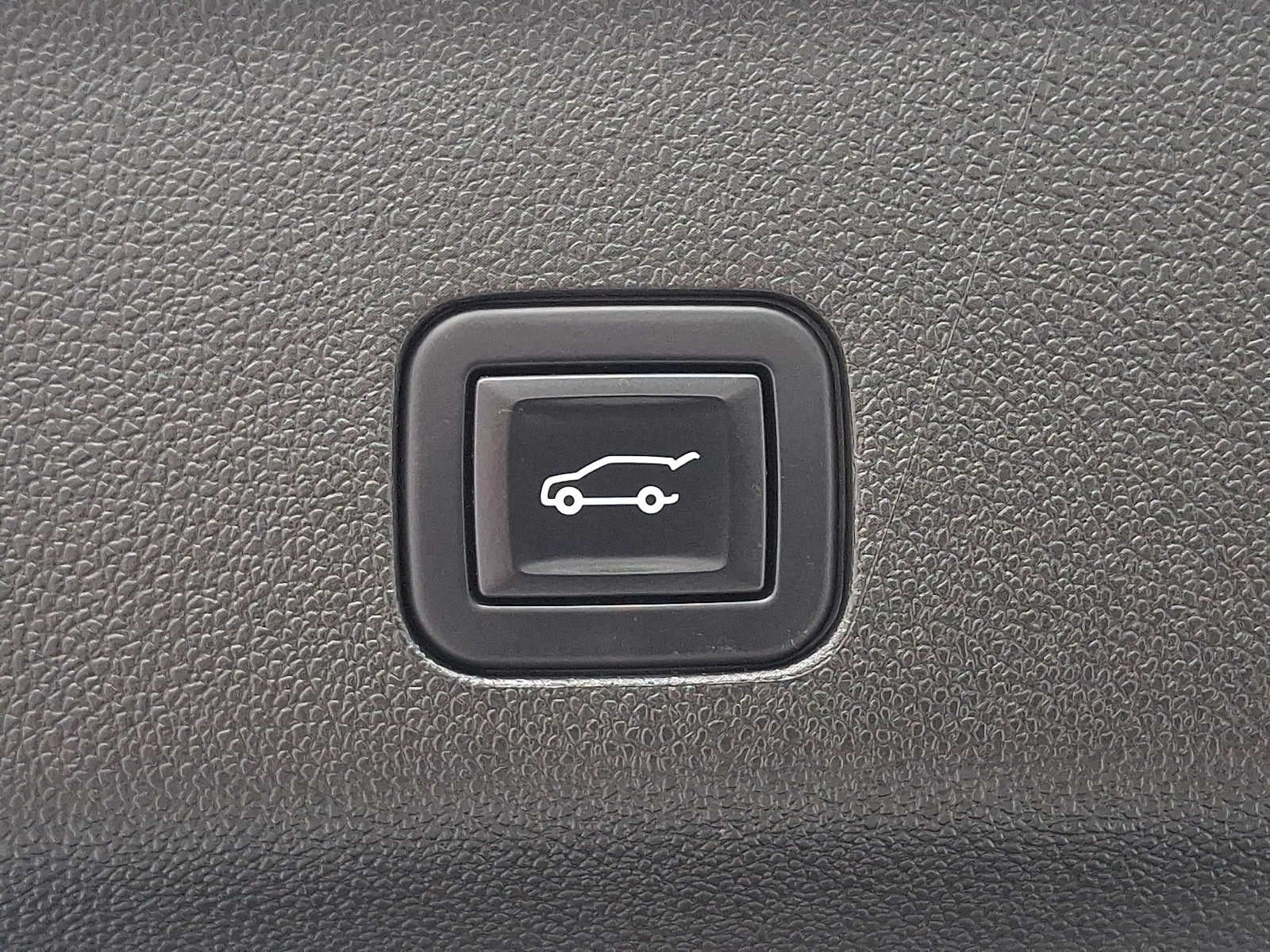 2022 GMC Yukon AT4