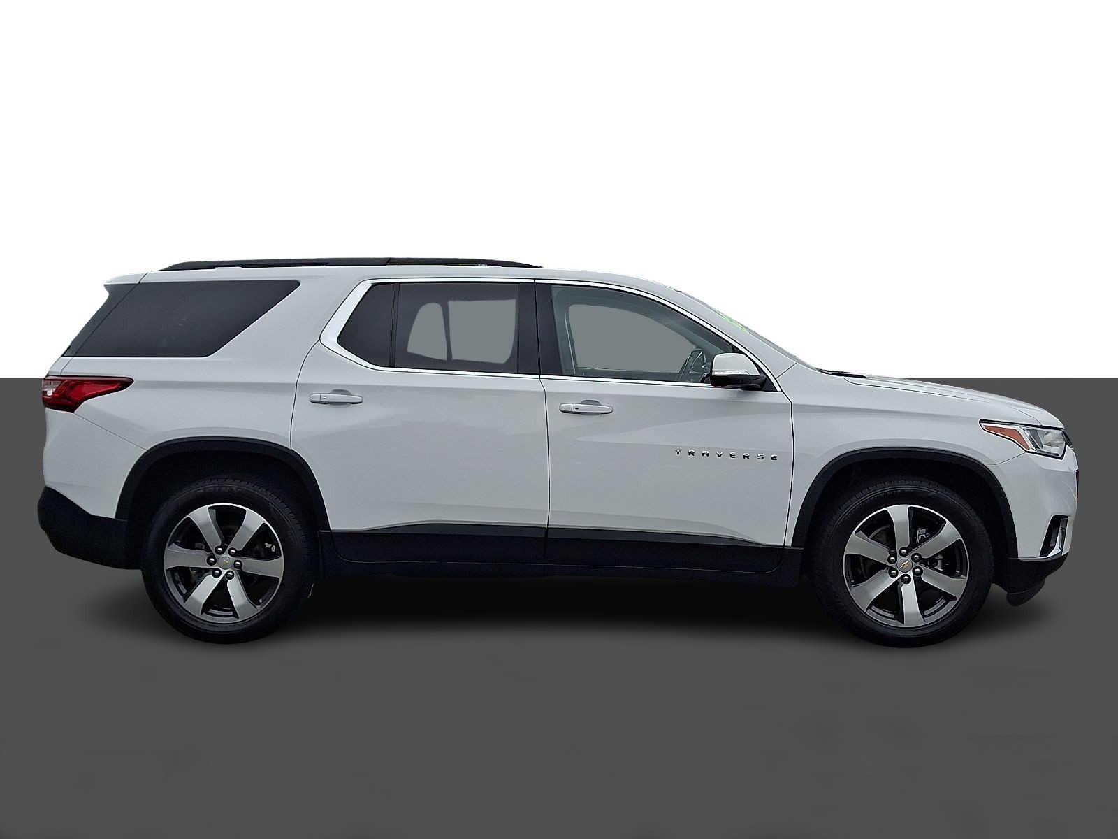 2021 Chevrolet Traverse LT Leather
