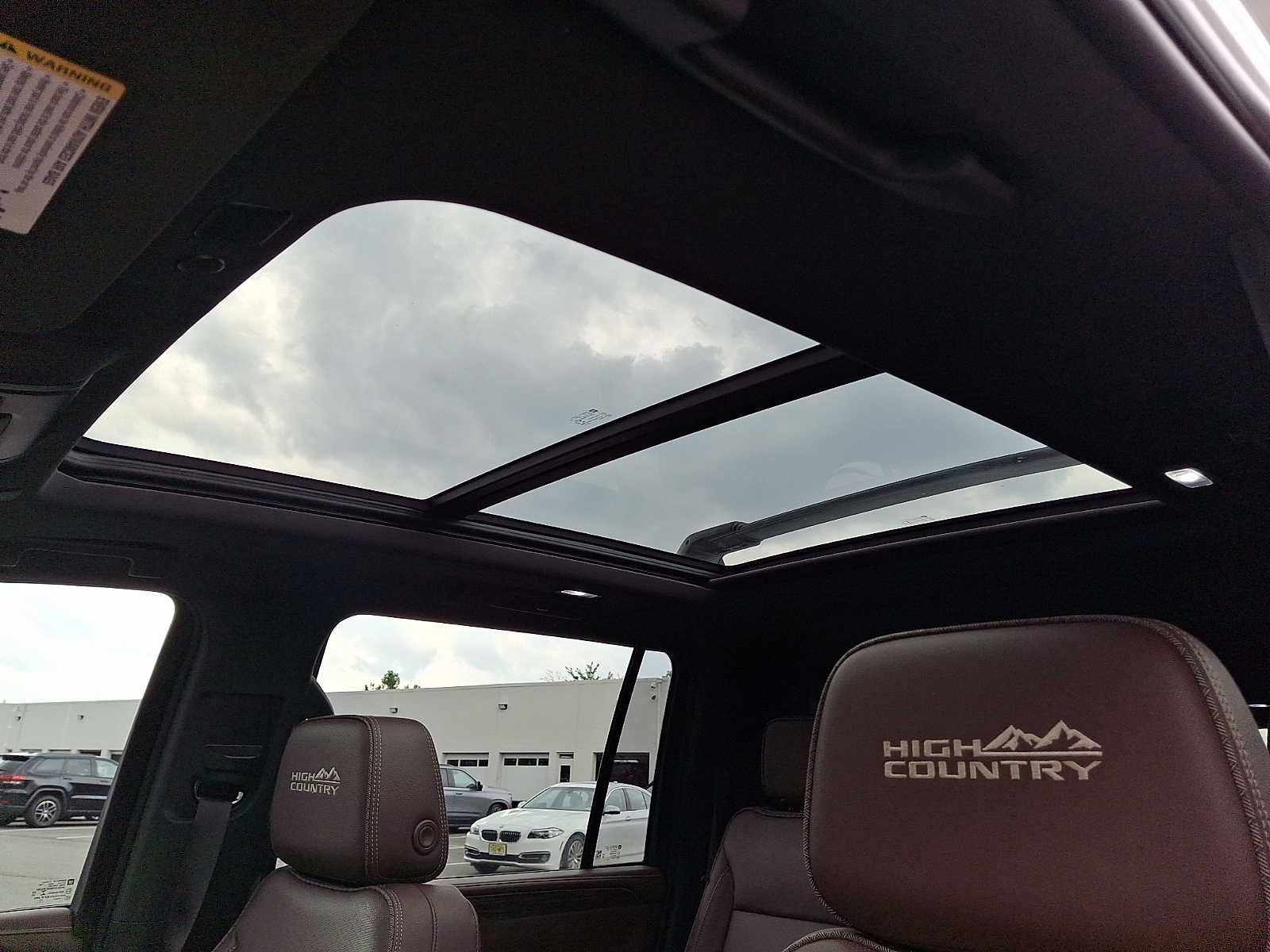 2023 Chevrolet Suburban High Country - Photo 15