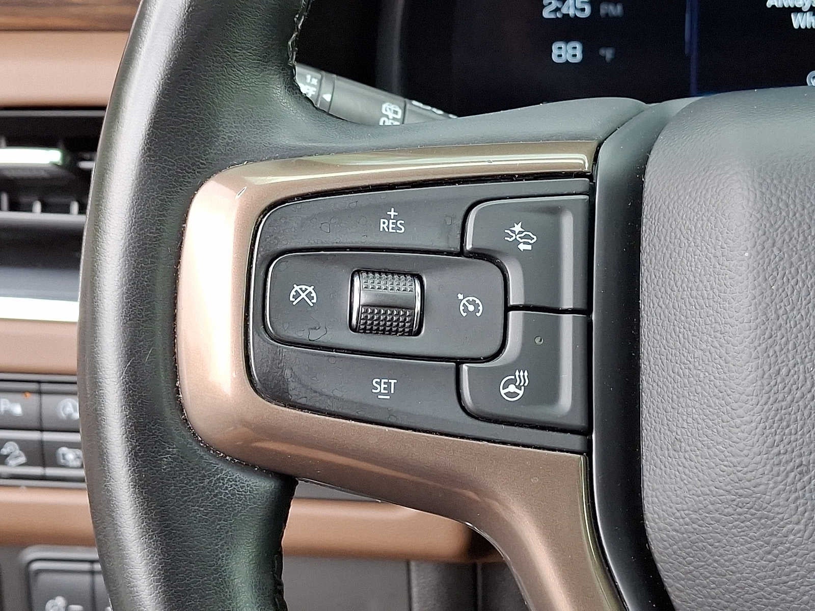 2023 Chevrolet Suburban High Country - Photo 23