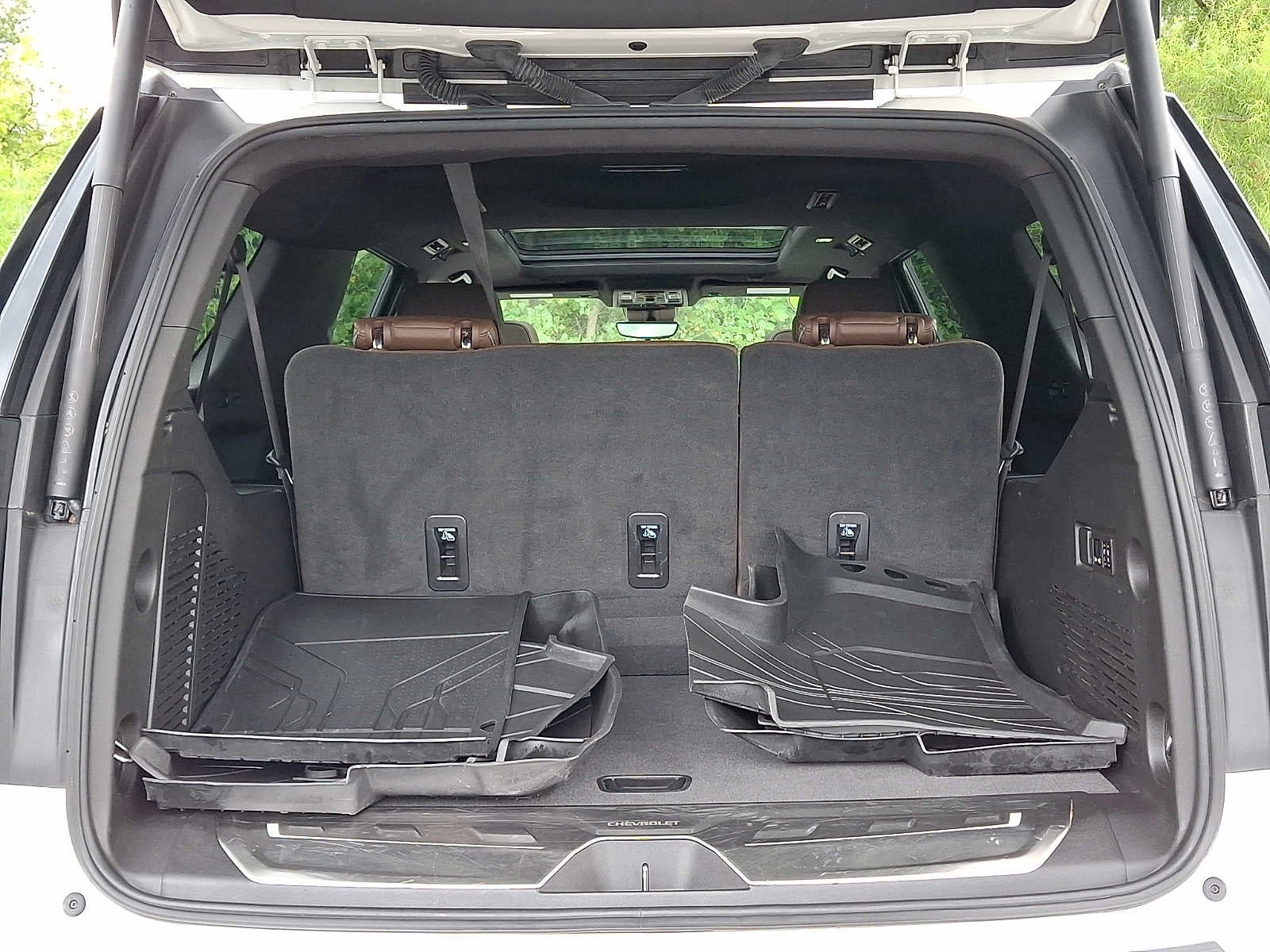 2023 Chevrolet Suburban High Country - Photo 28