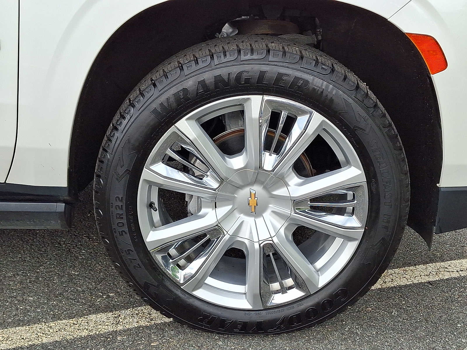 2023 Chevrolet Suburban High Country - Photo 8