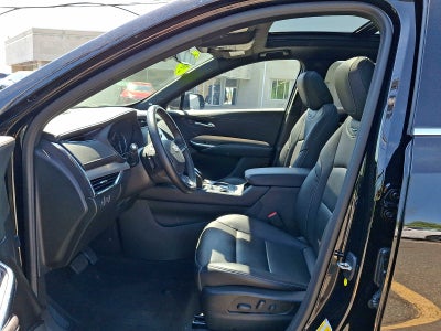 2023 Cadillac XT4 Premium Luxury