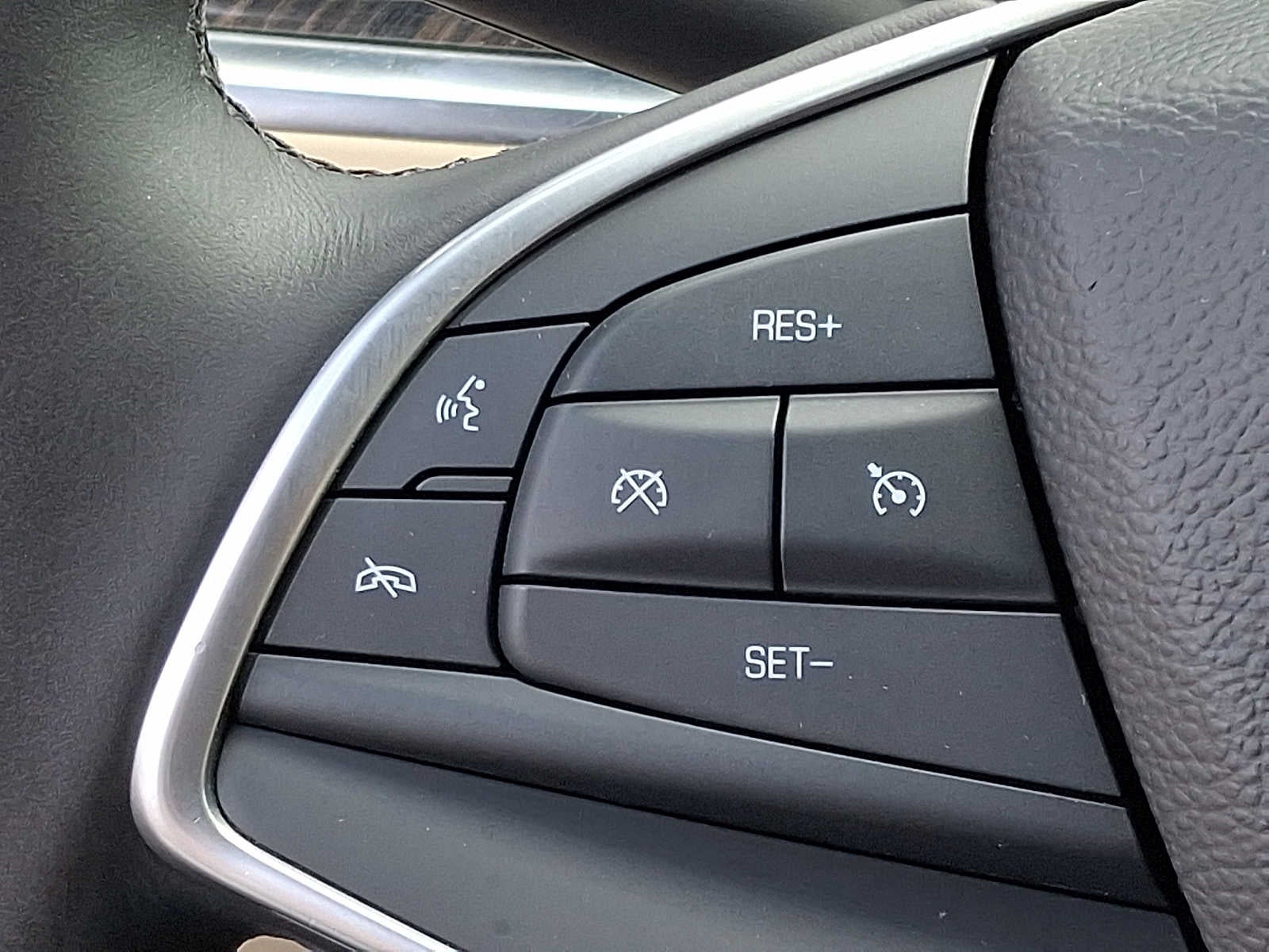 2017 Cadillac XT5 FWD