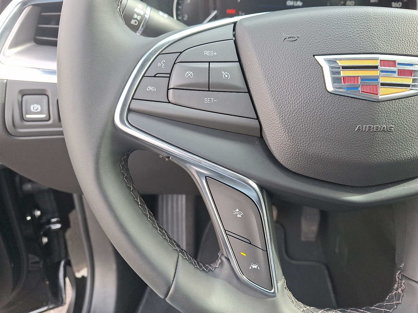 2025 Cadillac XT5 Luxury