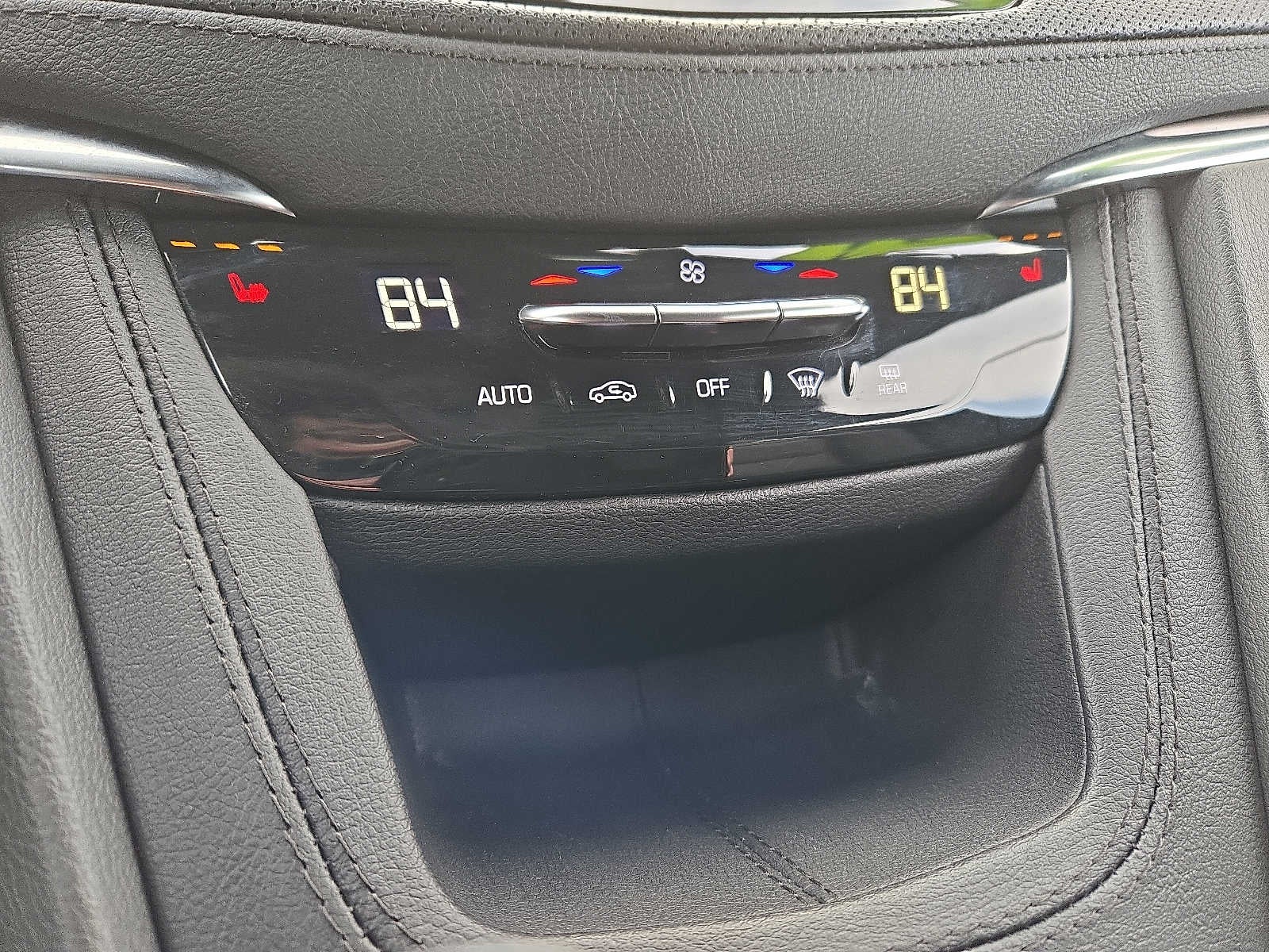 2023 Cadillac XT5 Luxury