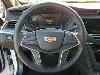 2026 Cadillac XT5 Luxury