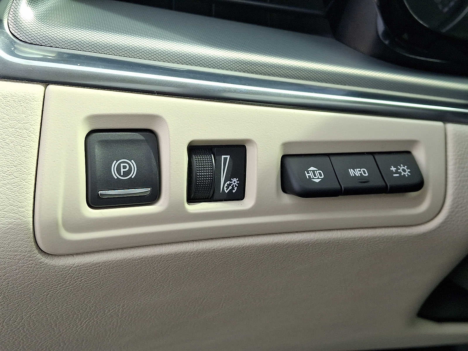 2021 Cadillac XT5 AWD Premium Luxury