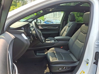 2025 Cadillac XT5 Sport