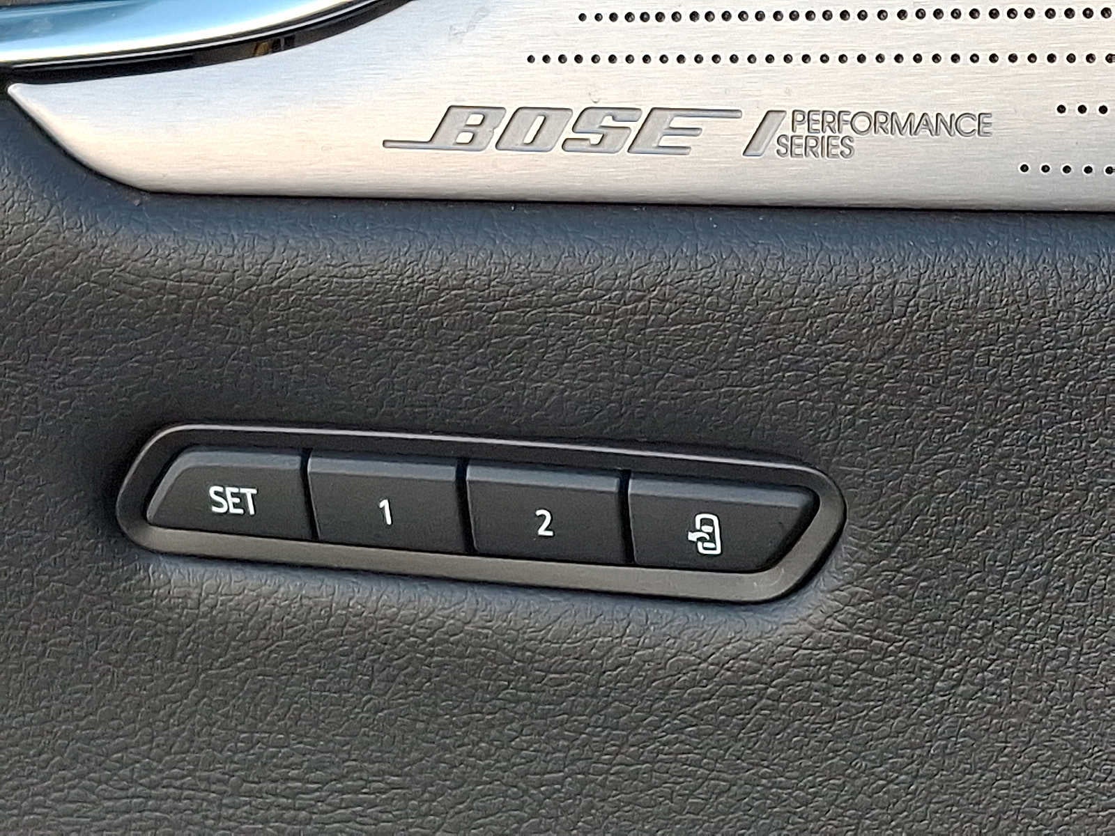 2023 Cadillac XT5 Sport