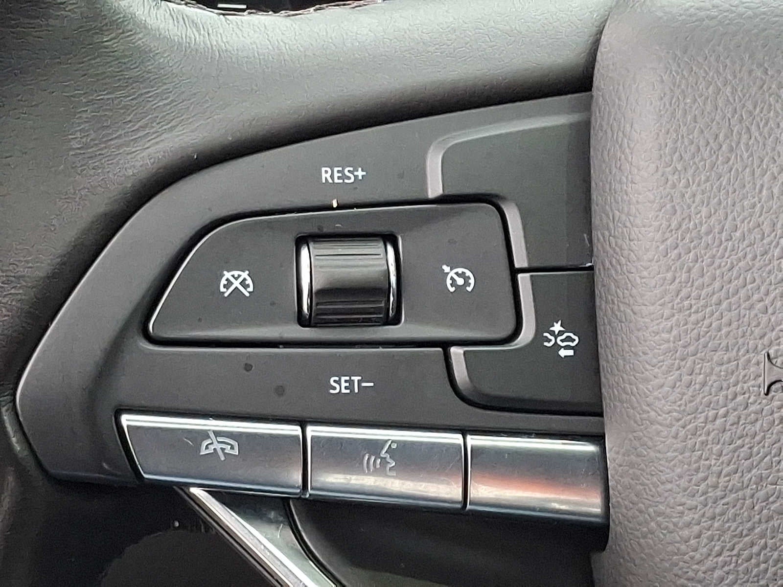 2023 Cadillac XT6 Luxury