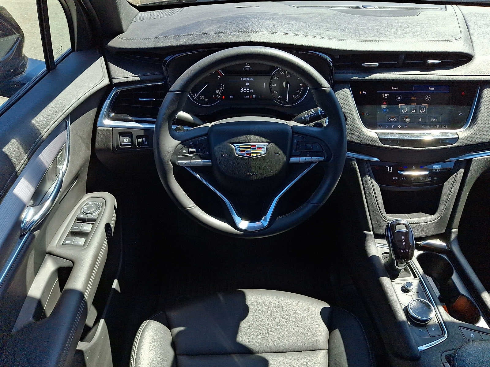 2025 Cadillac XT6 Luxury