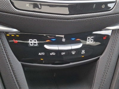 2025 Cadillac XT6 Luxury