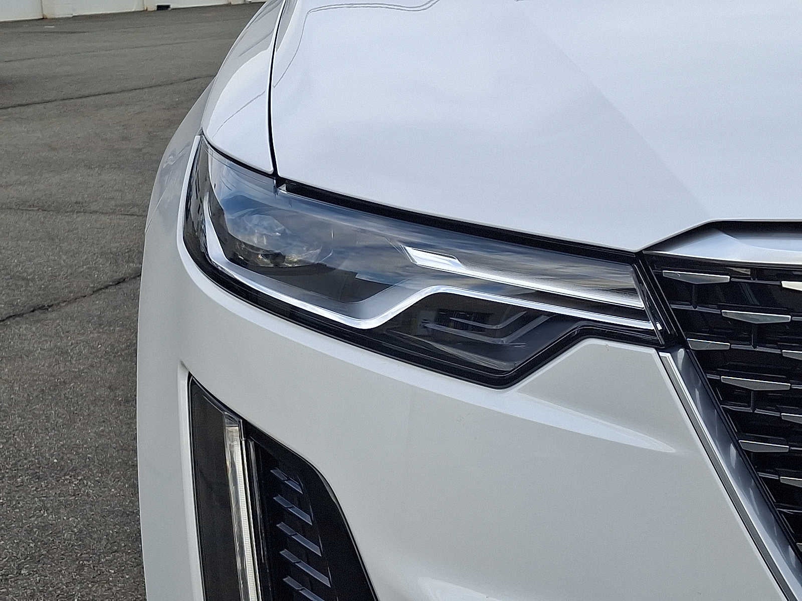 2025 Cadillac XT6 Luxury