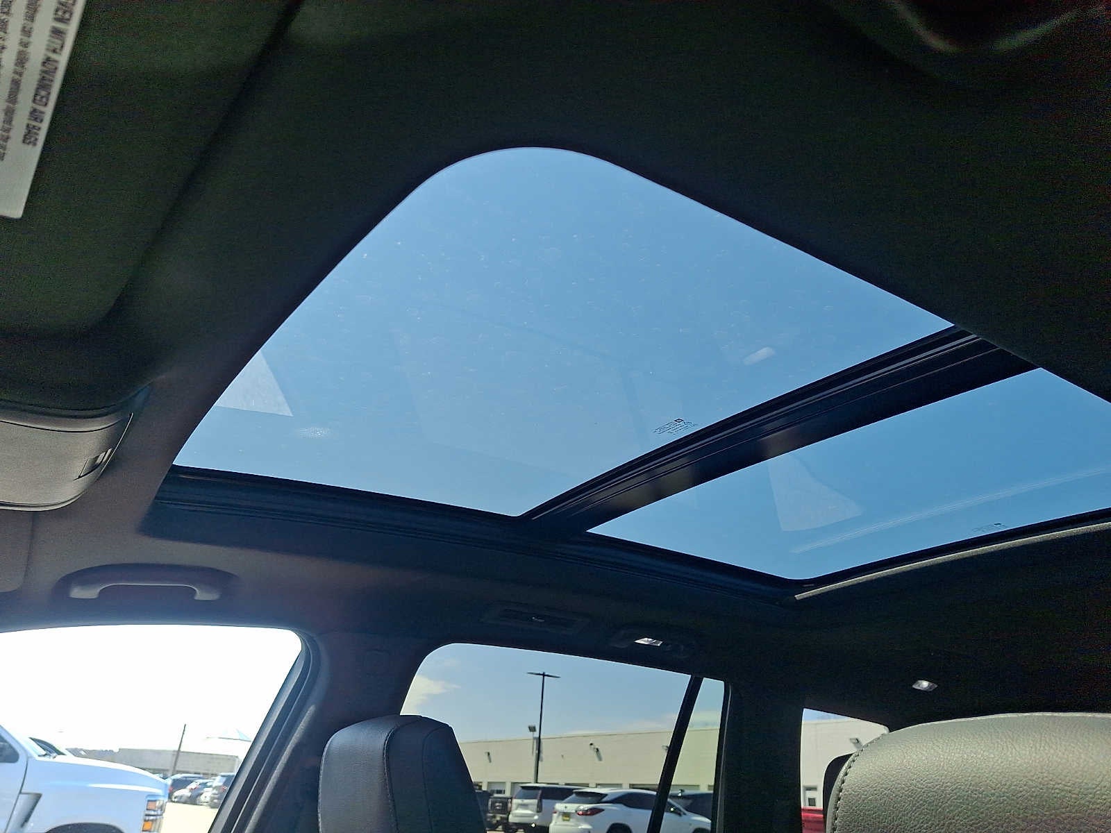 2025 Cadillac XT6 Luxury