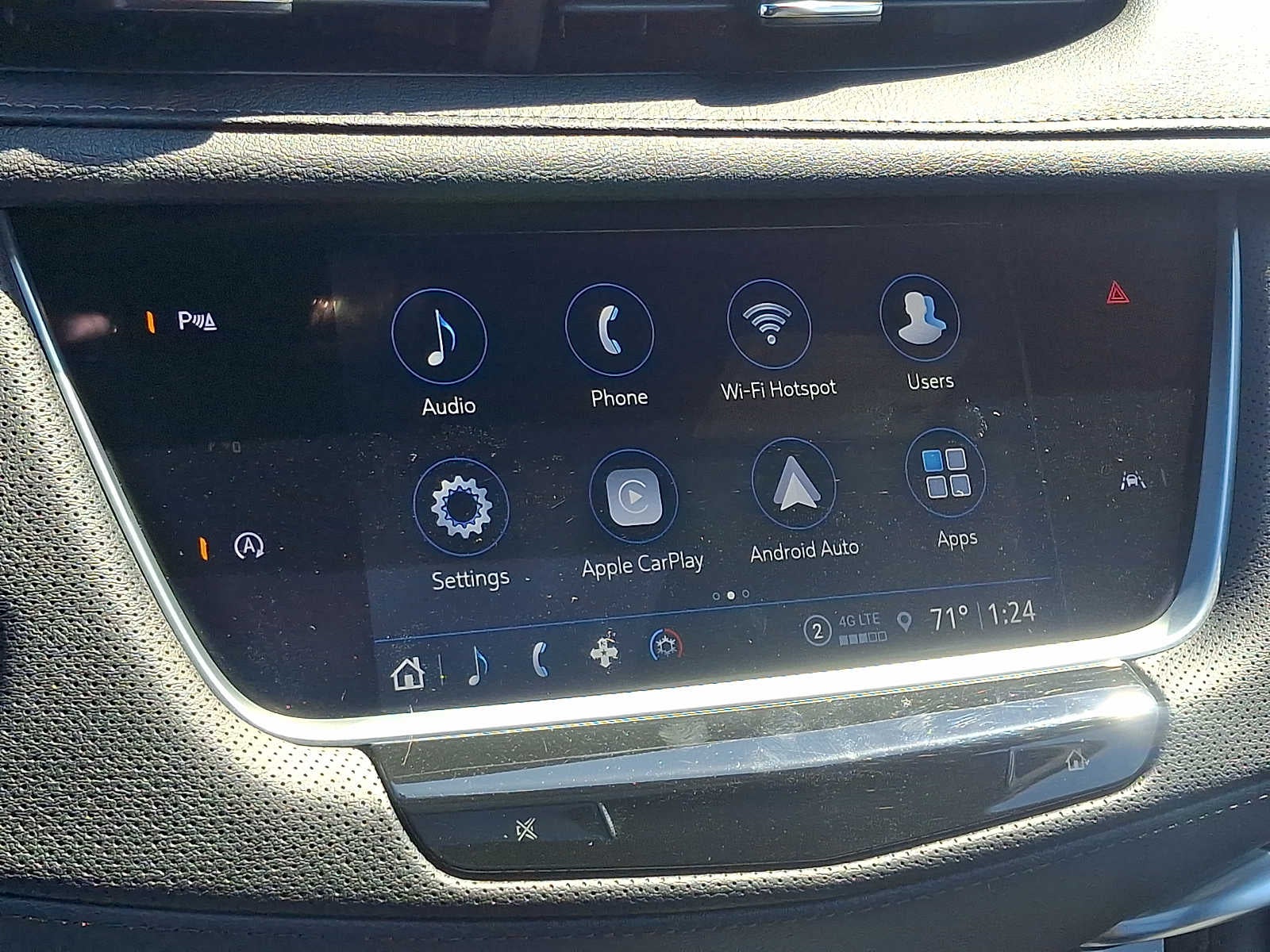 2025 Cadillac XT6 Luxury