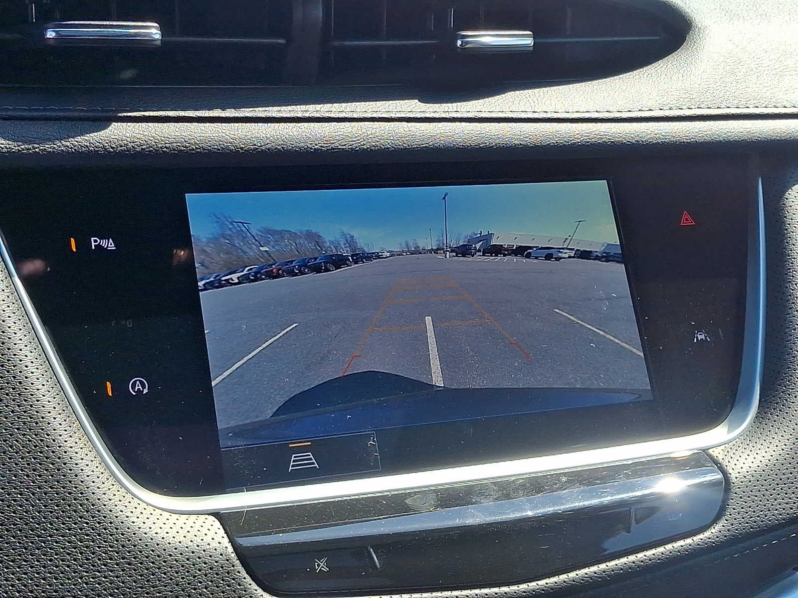 2025 Cadillac XT6 Luxury