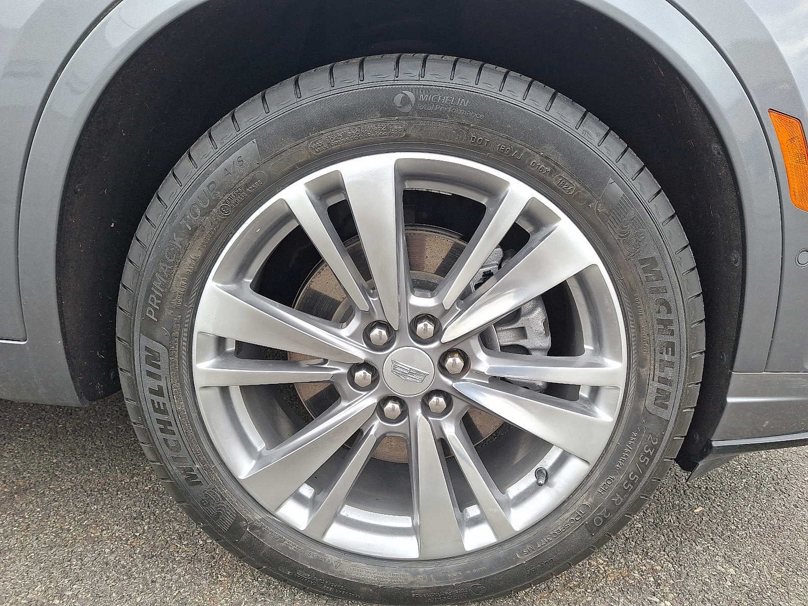 2022 Cadillac XT6 Premium Luxury