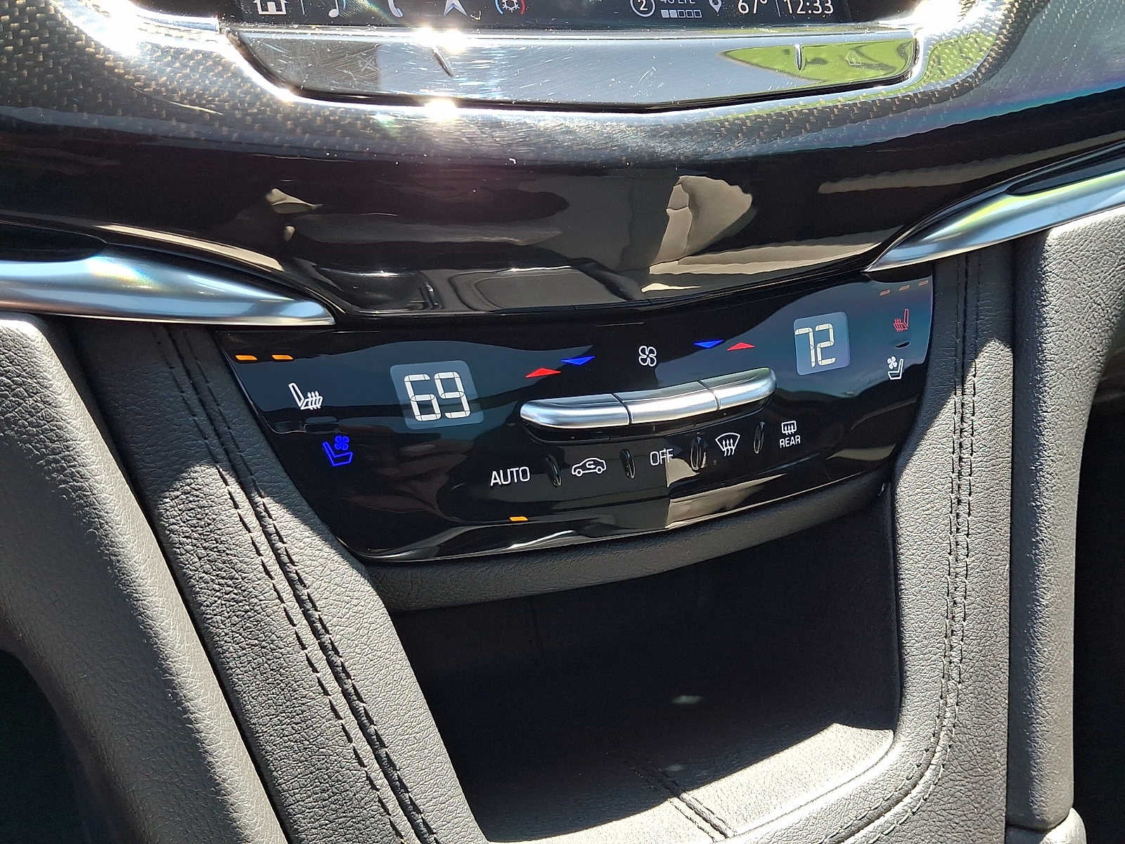 2023 Cadillac XT6 Sport
