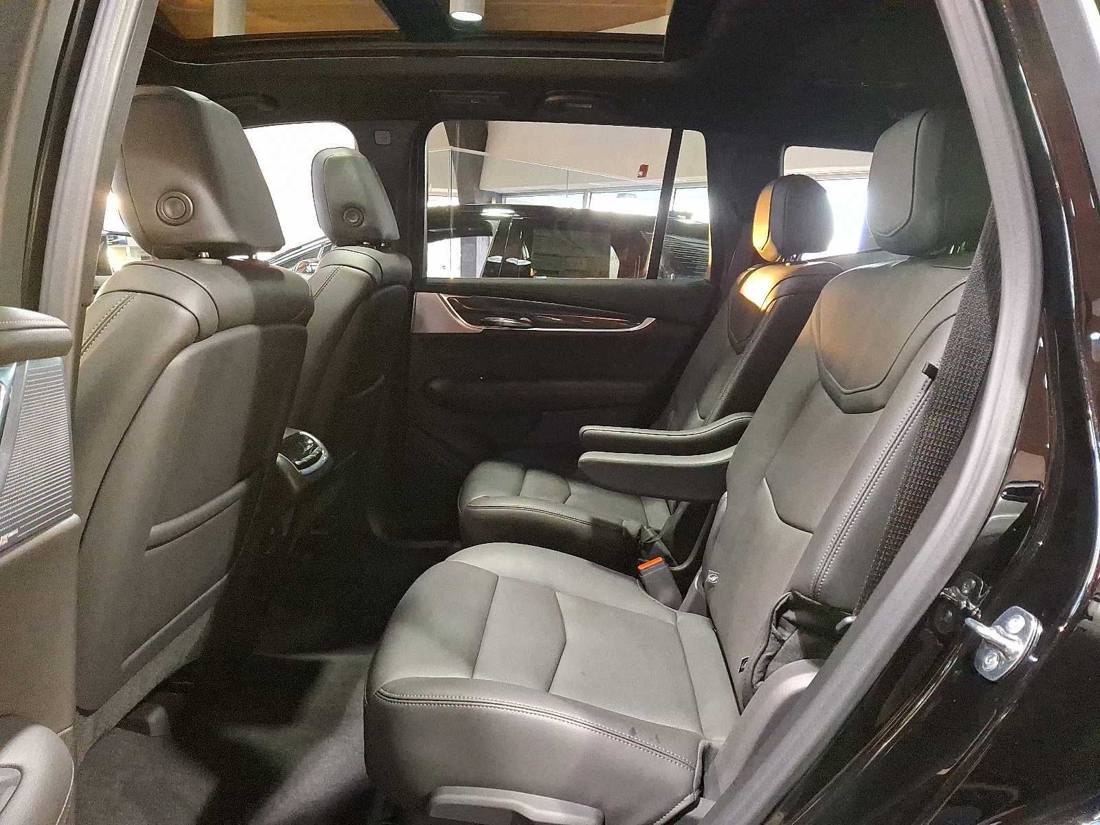 2025 Cadillac XT6 Sport