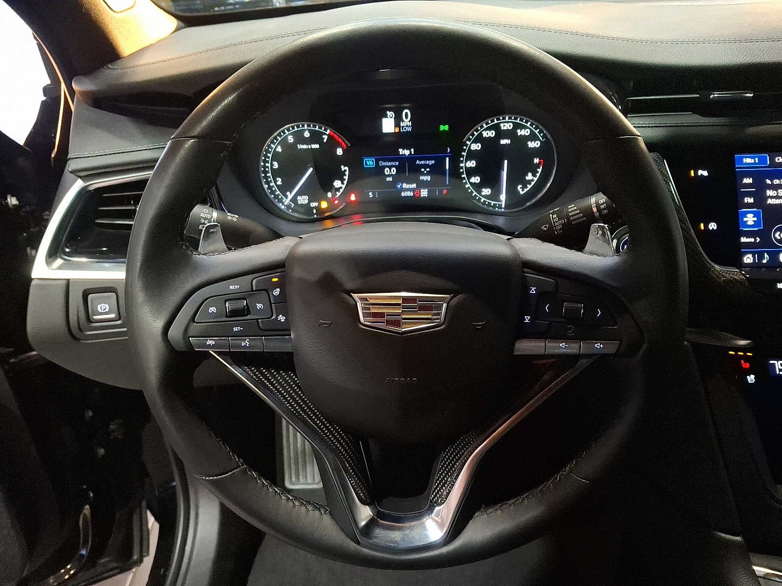 2025 Cadillac XT6 Sport