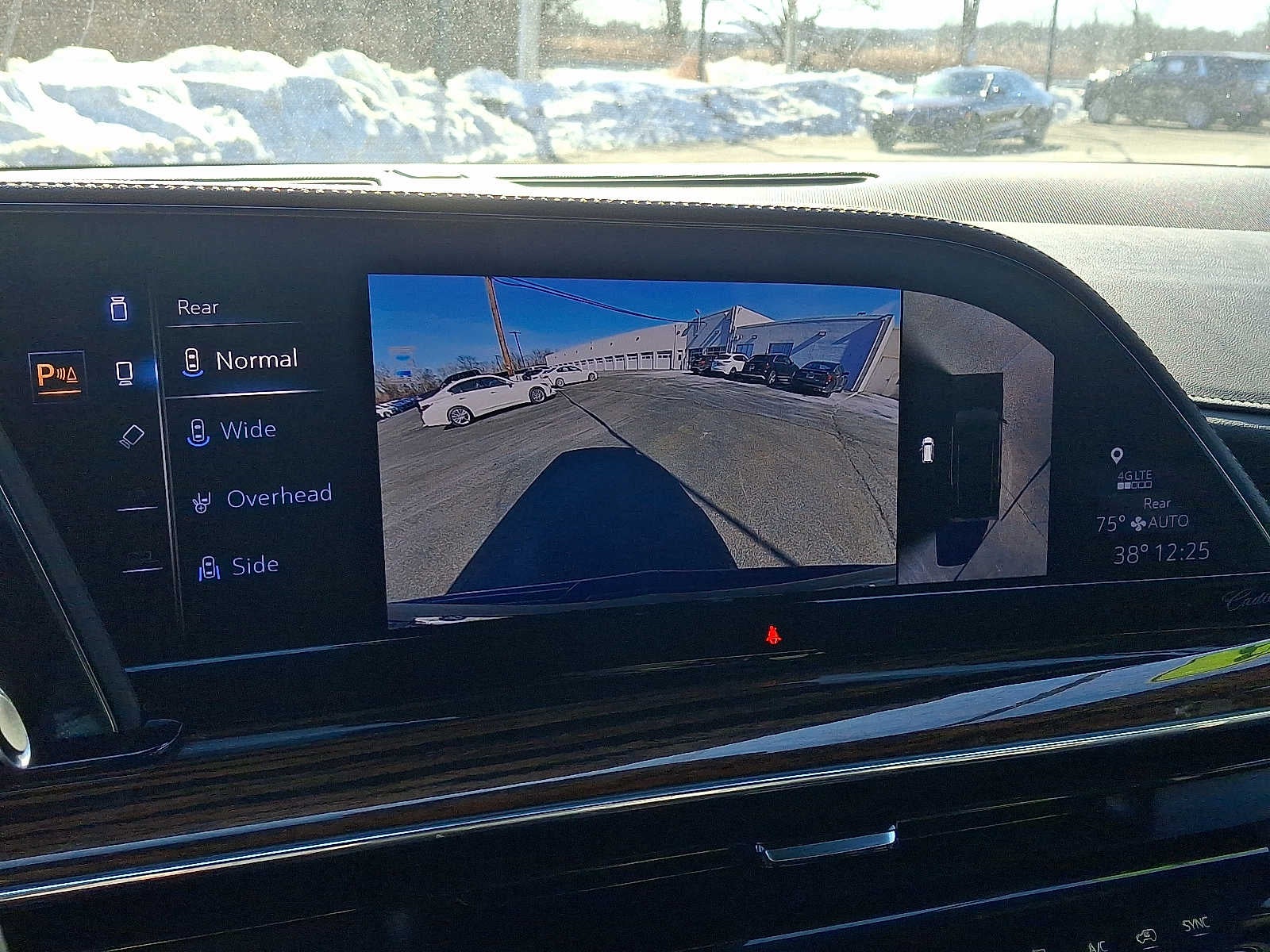 2023 Cadillac Escalade Luxury