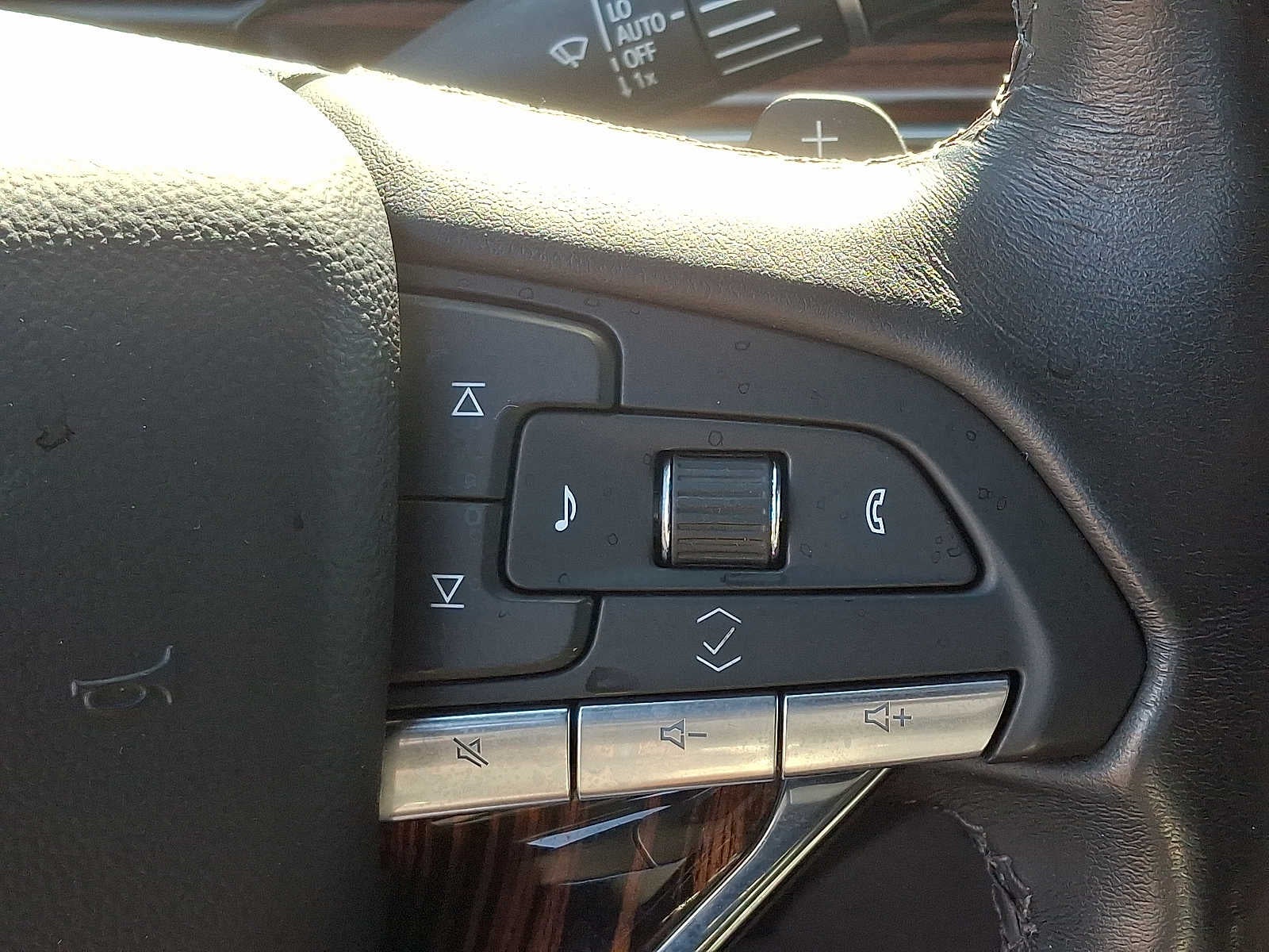 2023 Cadillac Escalade Luxury