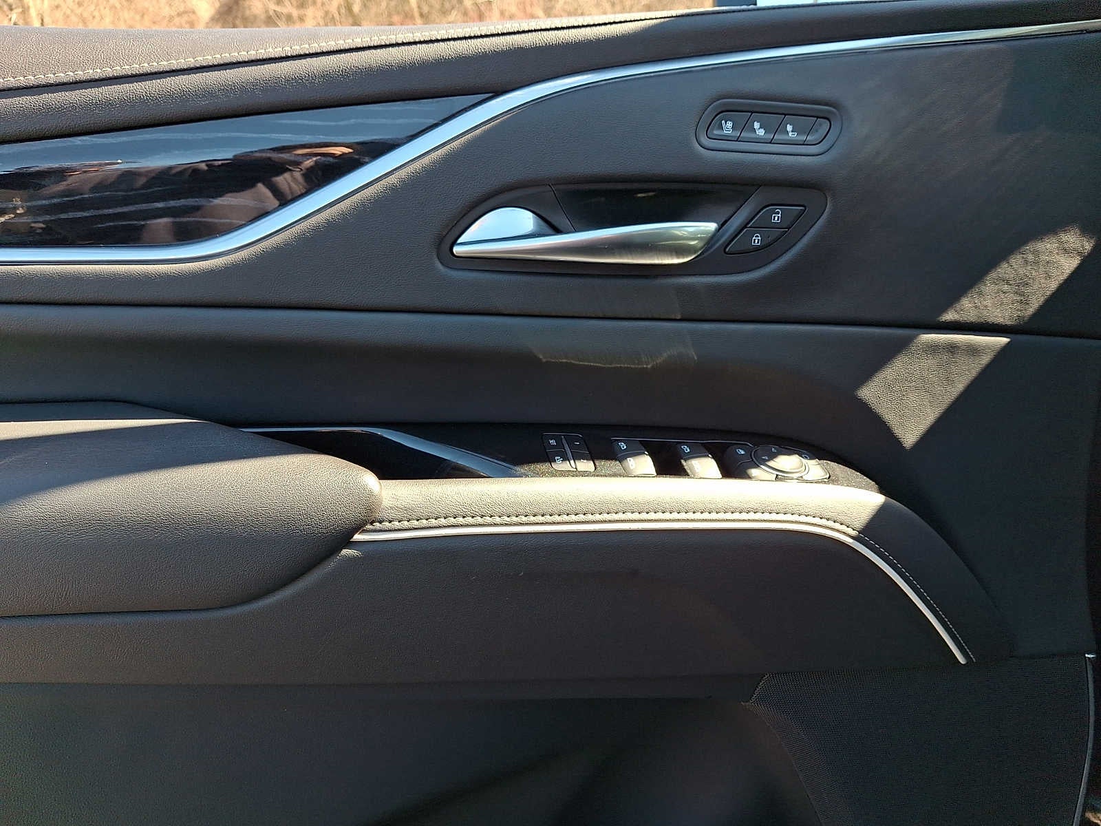 2022 Cadillac Escalade Sport