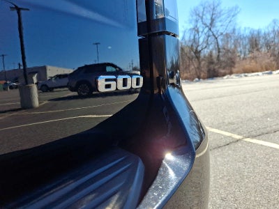 2022 Cadillac Escalade Sport