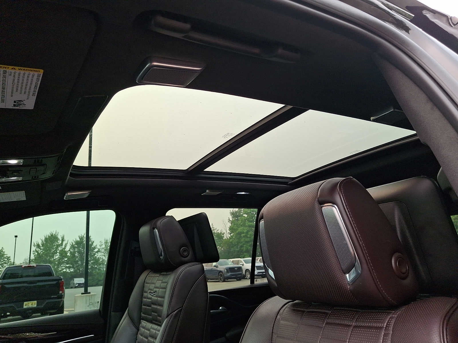 2023 Cadillac Escalade Sport Platinum