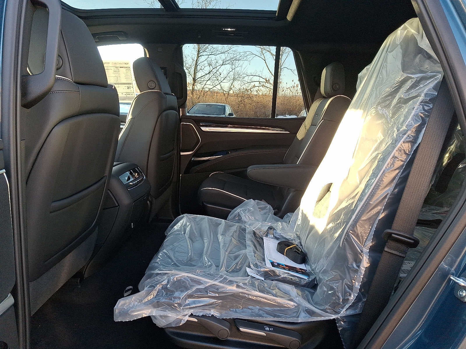 2025 Cadillac Escalade Premium Luxury