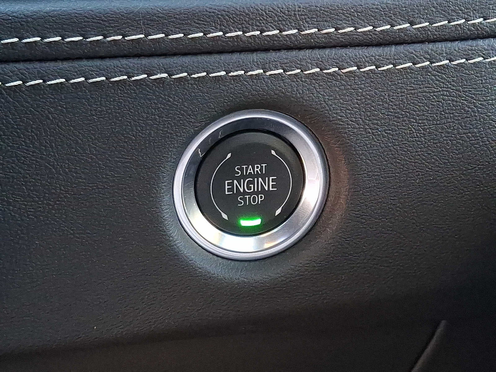 2025 Cadillac Escalade ESV Premium Luxury