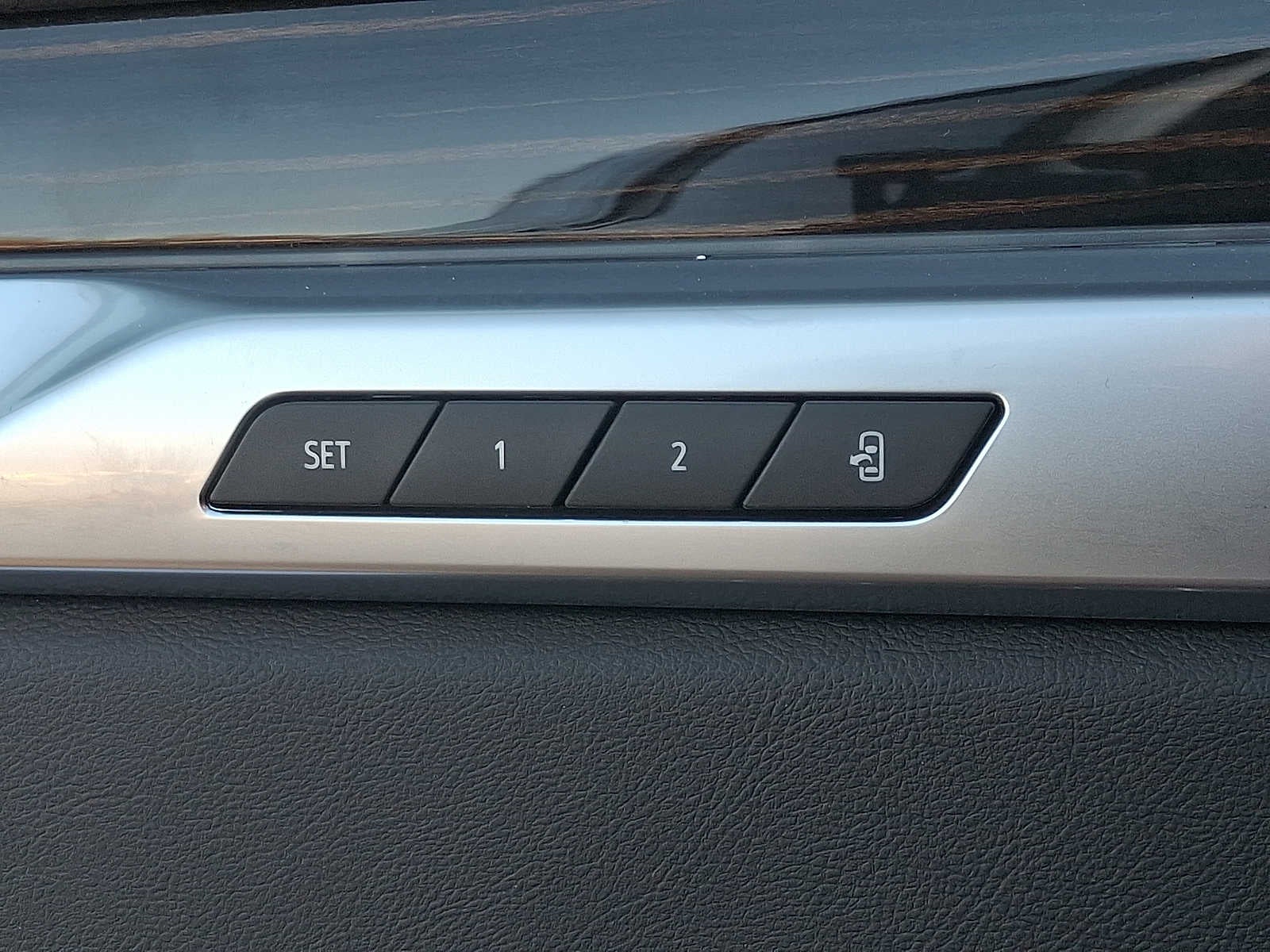 2025 Cadillac Escalade ESV Premium Luxury