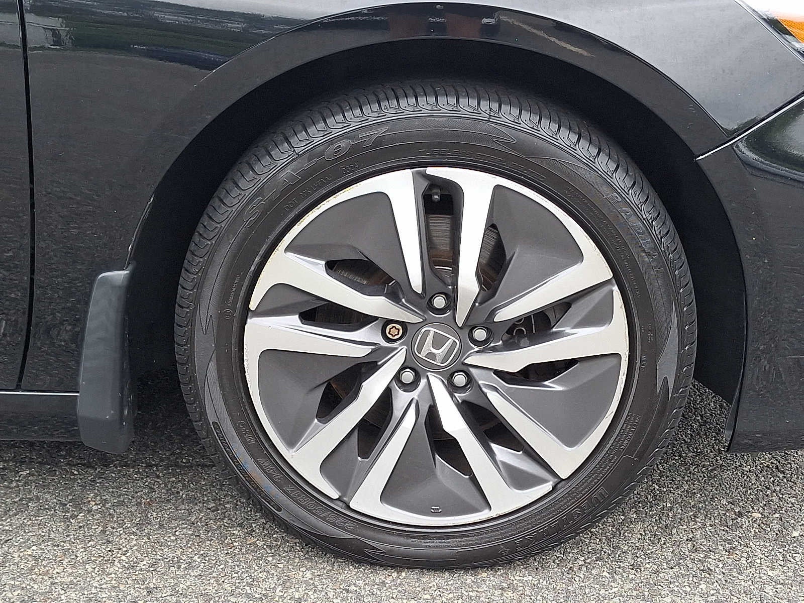 2019 Honda Accord Hybrid Touring