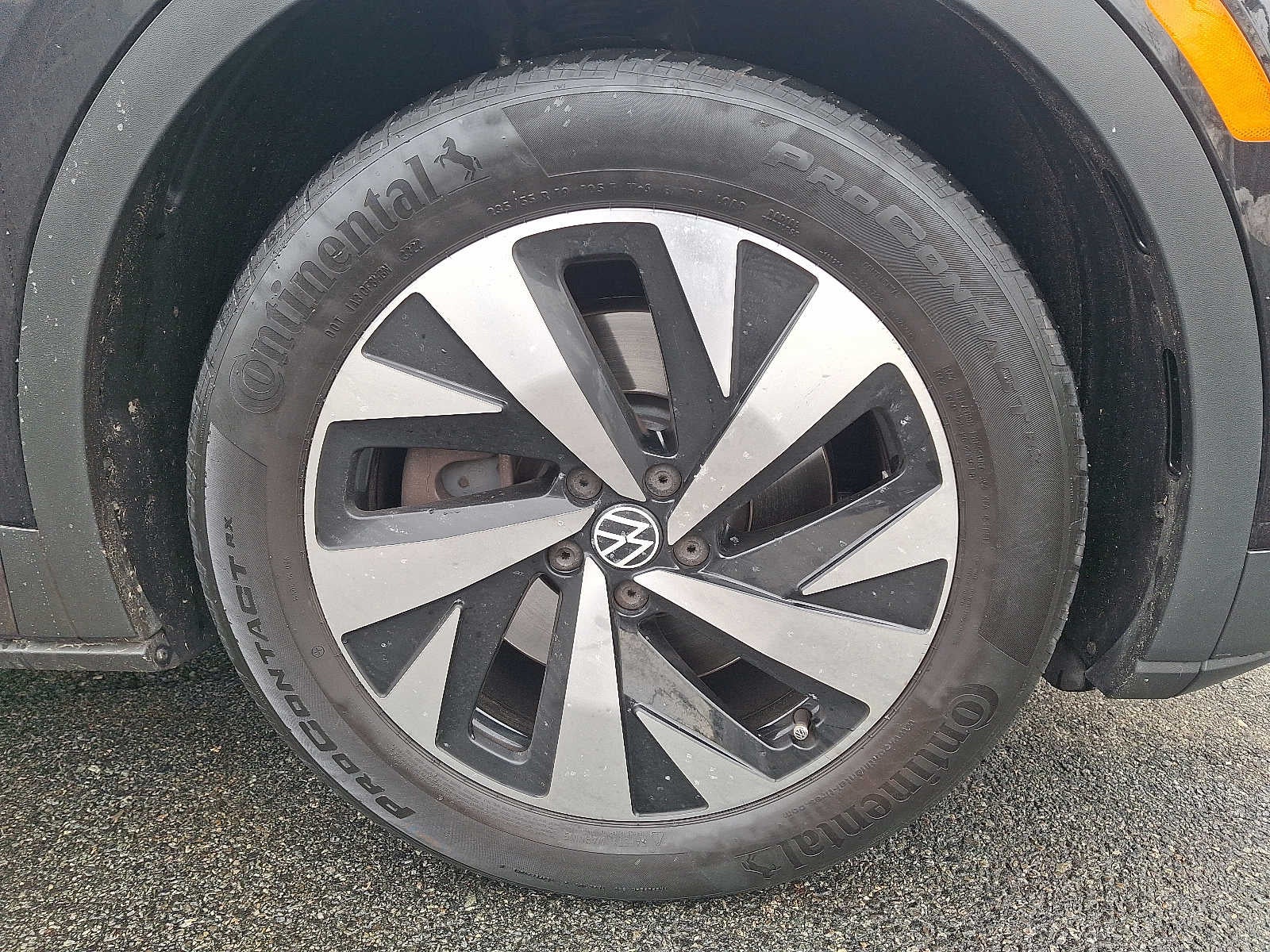 2023 Volkswagen ID.4 Pro