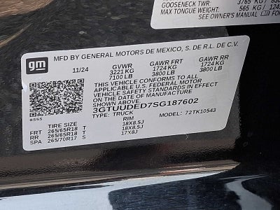 2025 GMC Sierra 1500 SLT