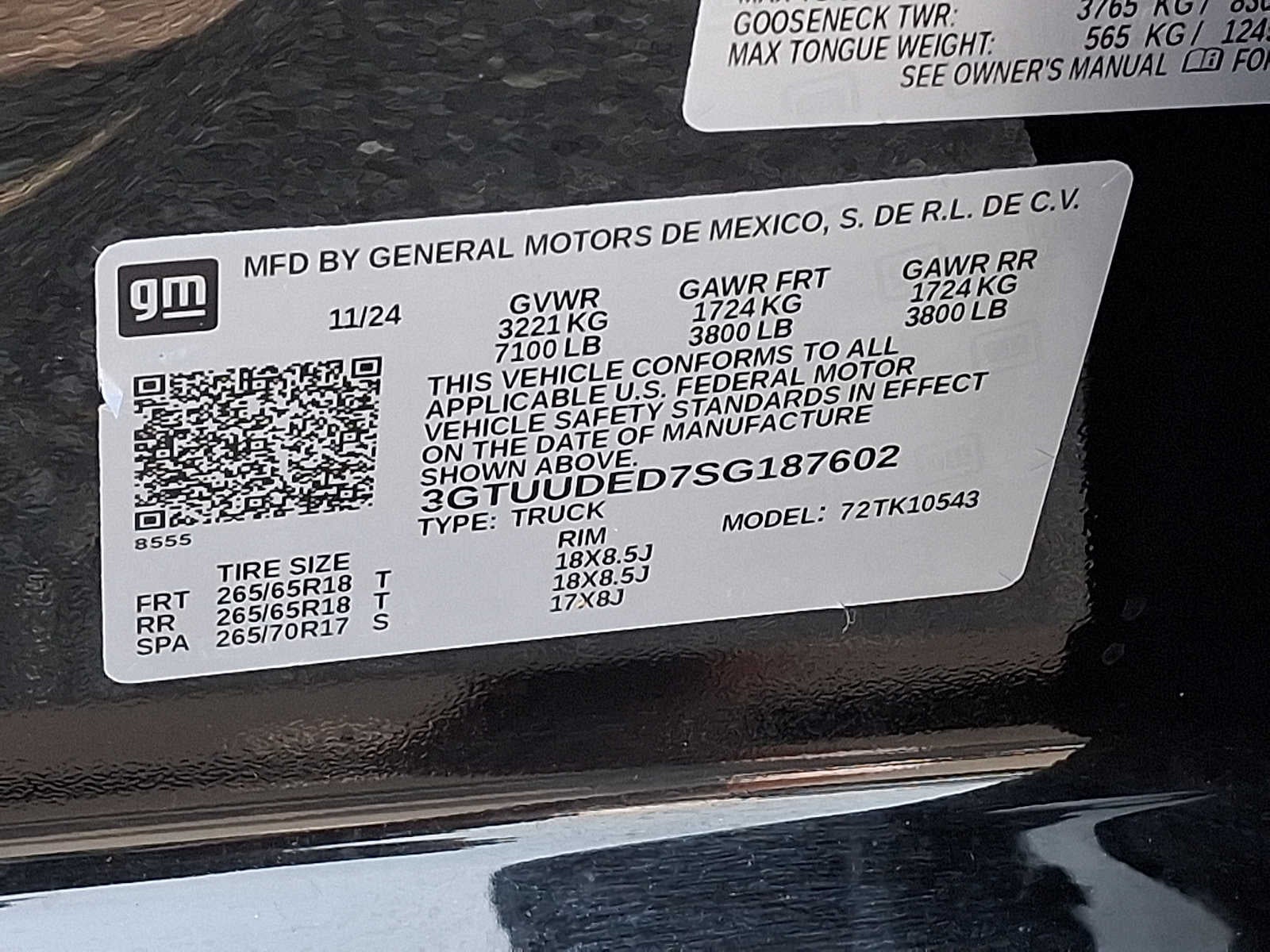 2025 GMC Sierra 1500 SLT