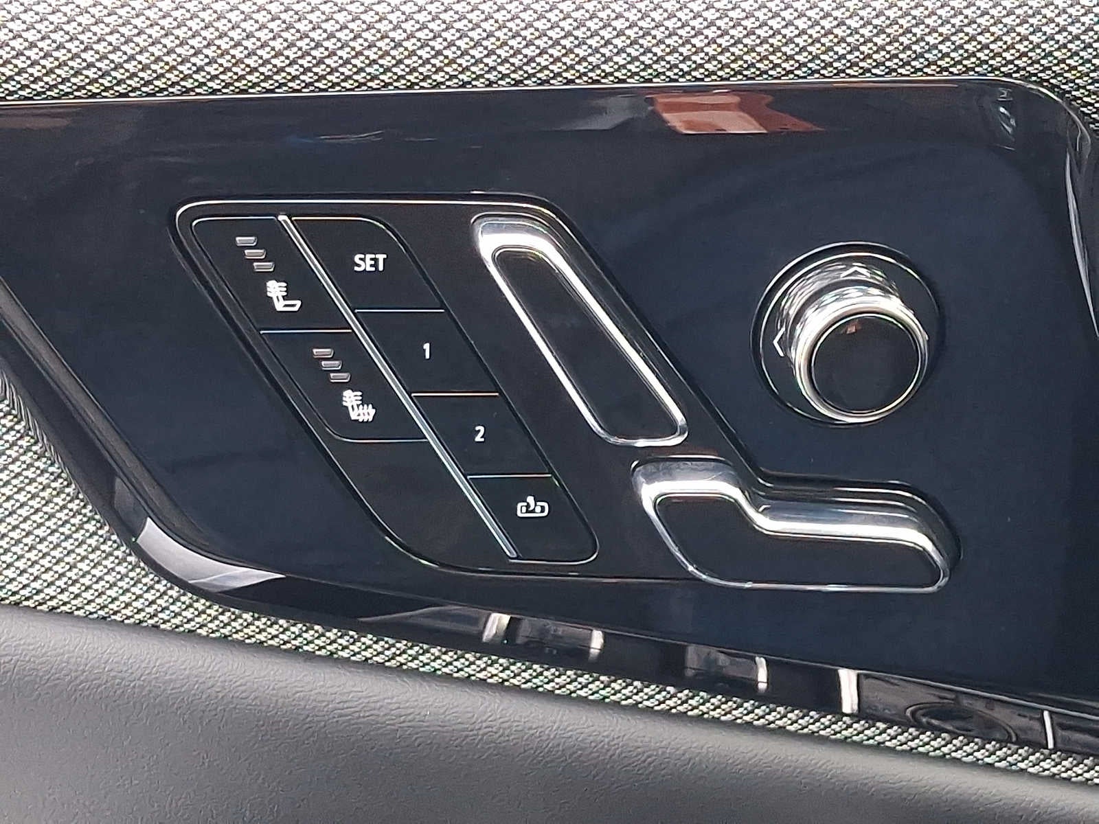 2025 Cadillac OPTIQ Sport 1