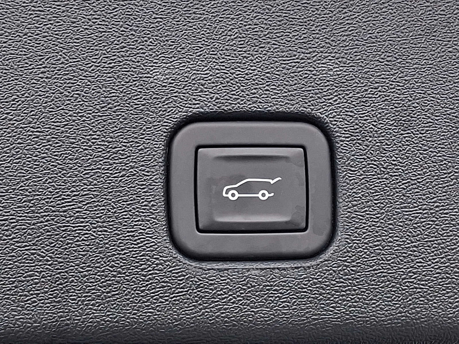 2025 Cadillac OPTIQ Sport 1