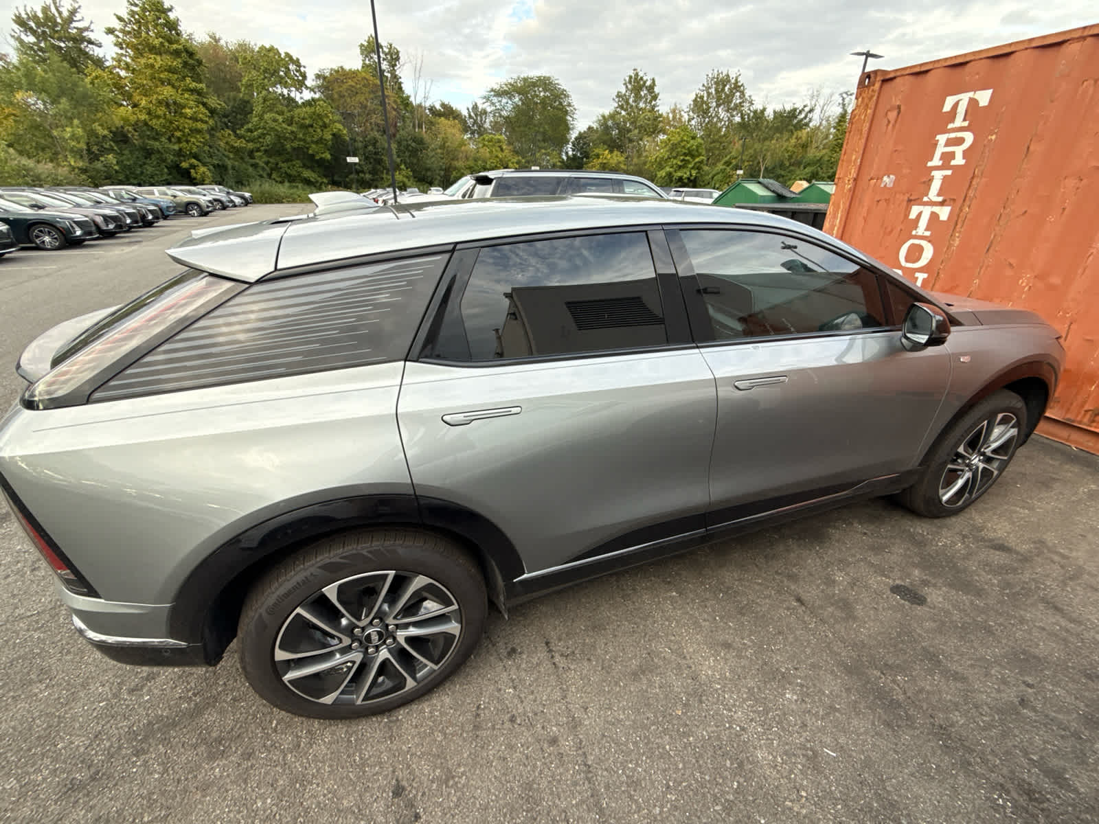 2025 Cadillac OPTIQ Sport 1