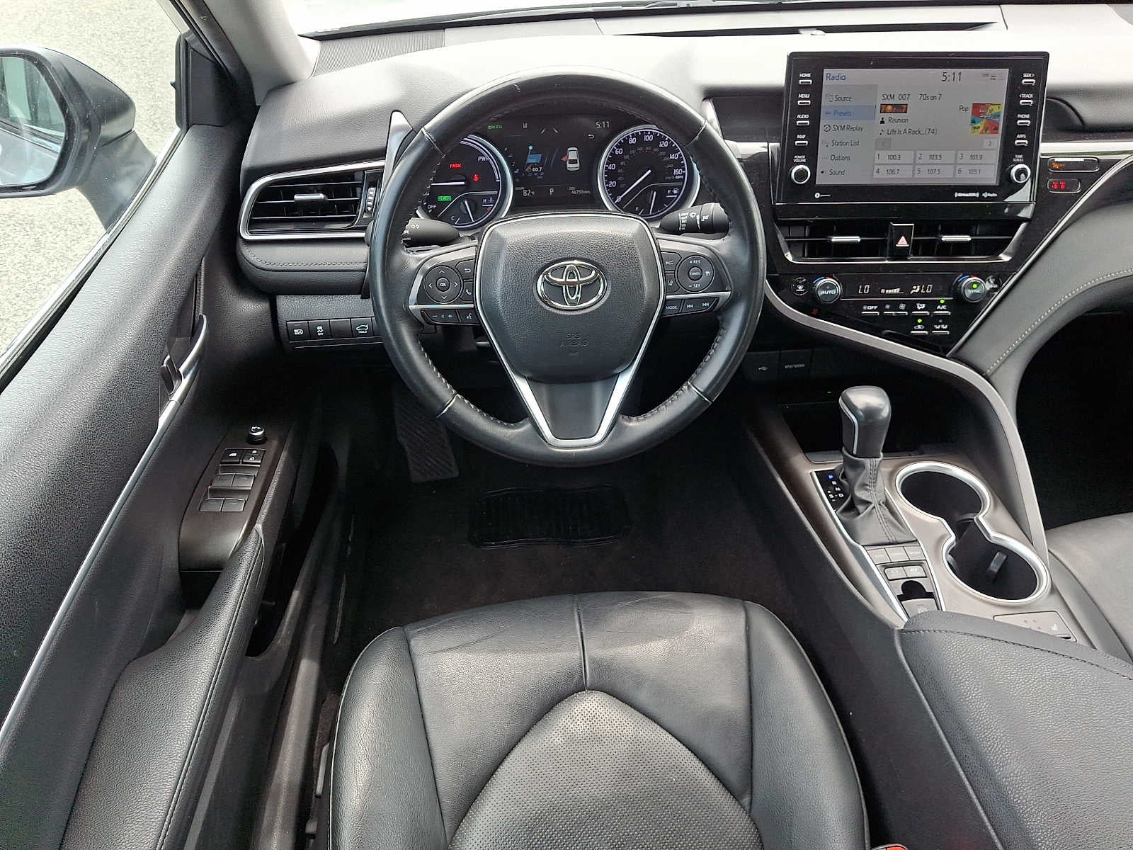 2023 Toyota Camry Hybrid XLE
