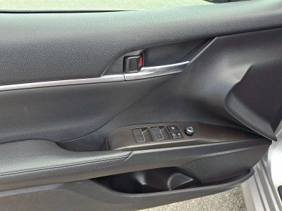 2023 Toyota Camry Hybrid XLE